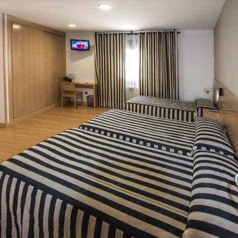 Hotel Puerta de la Santa 3